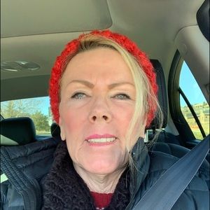 Meet your Posher, Debbie